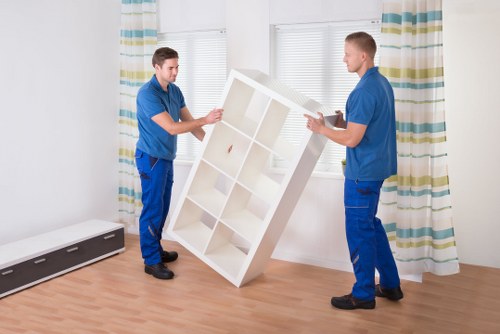 Professional moving support for student removals in Queenspark